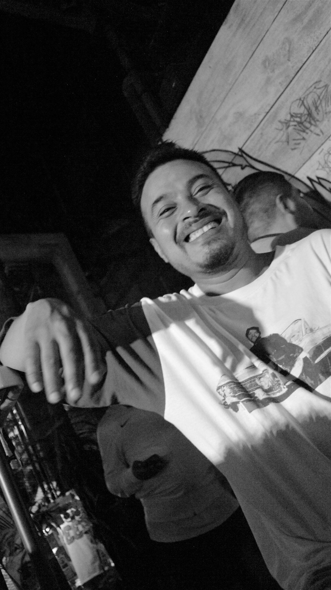 DJ Fender Tee — foto 2