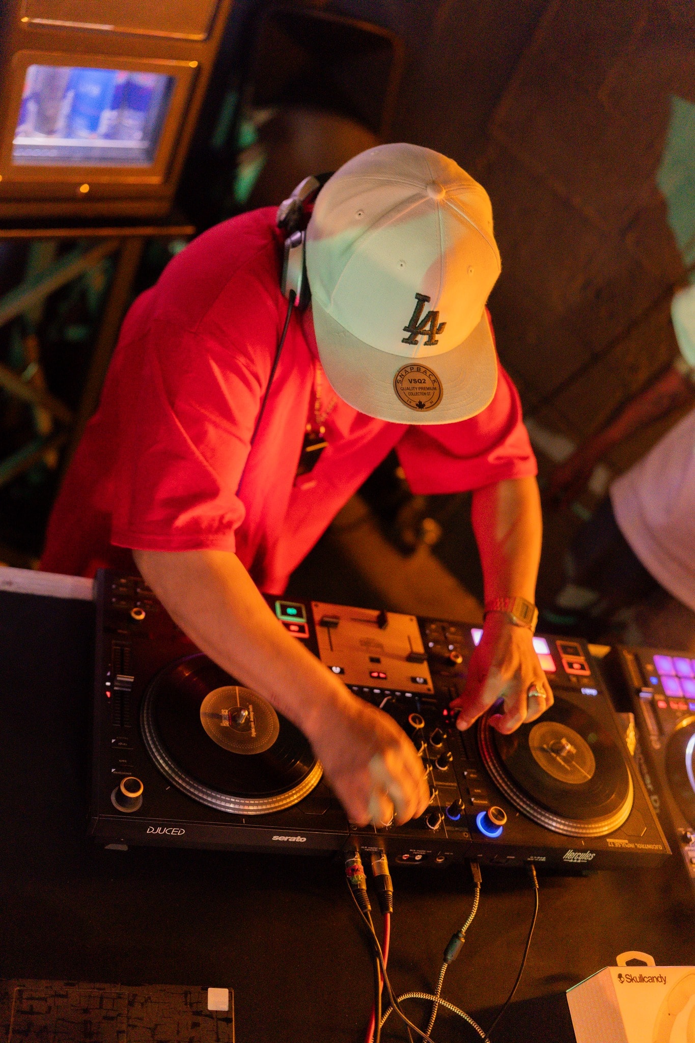 DJ Fender Tee — foto 8
